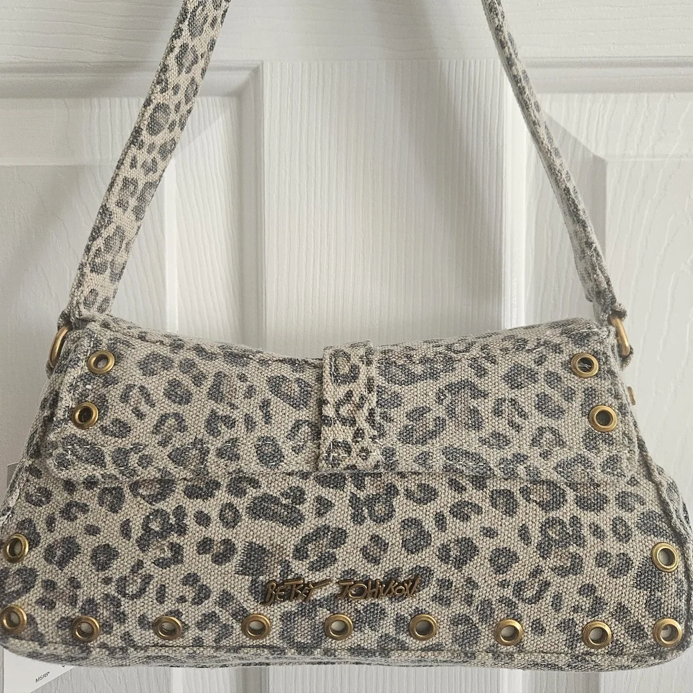 NWT Betsey Johnson XO- Isla Leopard Print Shoulder Bag - Picture 8 of 9
